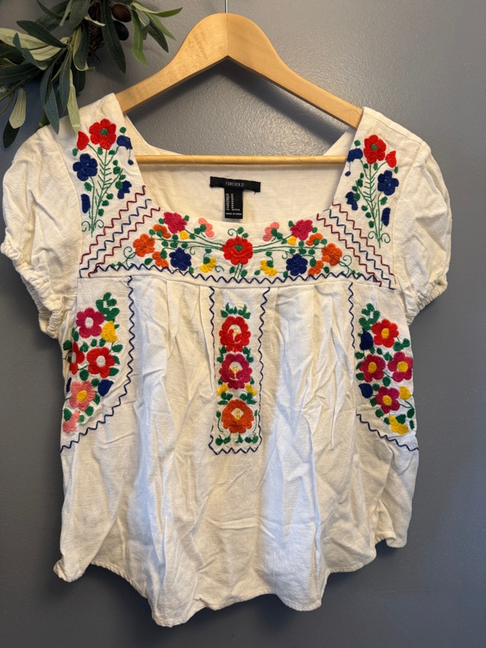 Forever 21 White Embroidered Floral Peasant Blouse